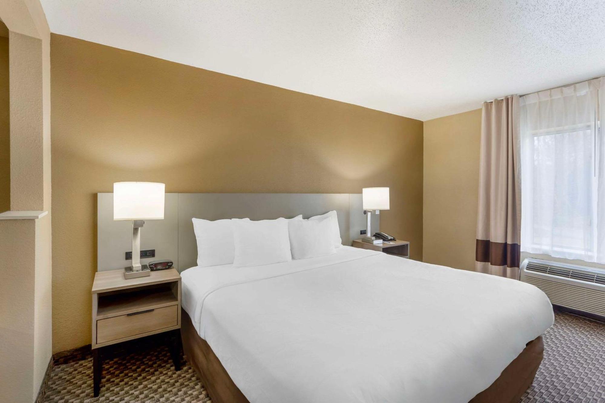 Comfort Inn & Suites Carneys Point Экстерьер фото