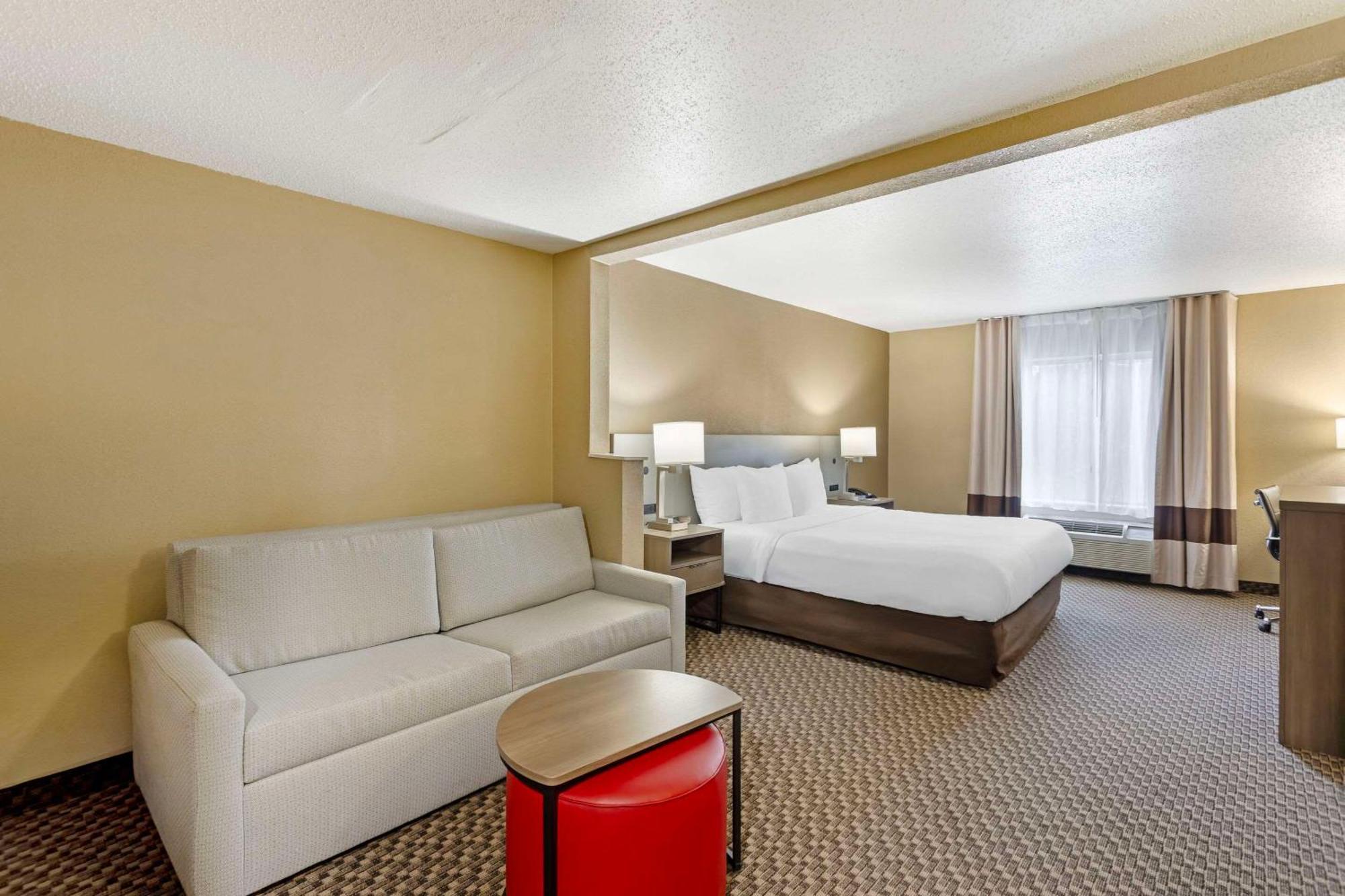 Comfort Inn & Suites Carneys Point Экстерьер фото