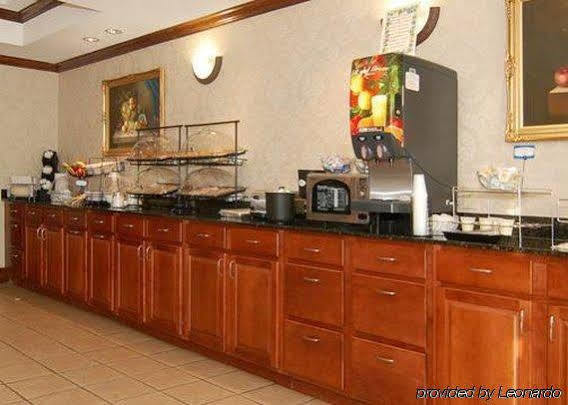 Comfort Inn & Suites Carneys Point Экстерьер фото